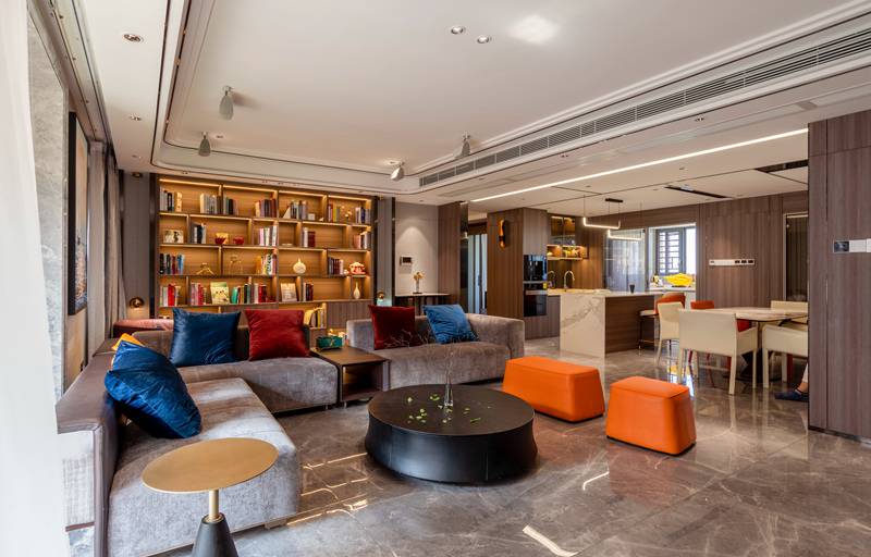 卓弘高爾夫雅苑200平現(xiàn)代輕奢