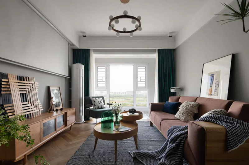 當(dāng)墨綠色與北歐的火花碰撞，家里的復(fù)古味道正濃！