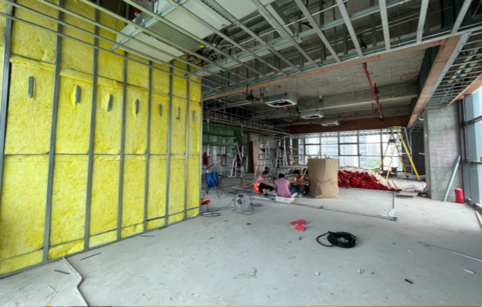 鵬展匯崧盛創(chuàng)新600平辦公室裝修施工